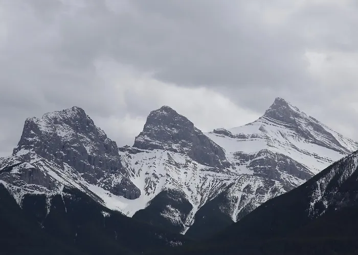 Vacation Apartment Rentals in Banff