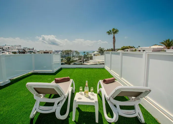 Playa Blanca (Lanzarote) Resorts and Hotels with Waterparks